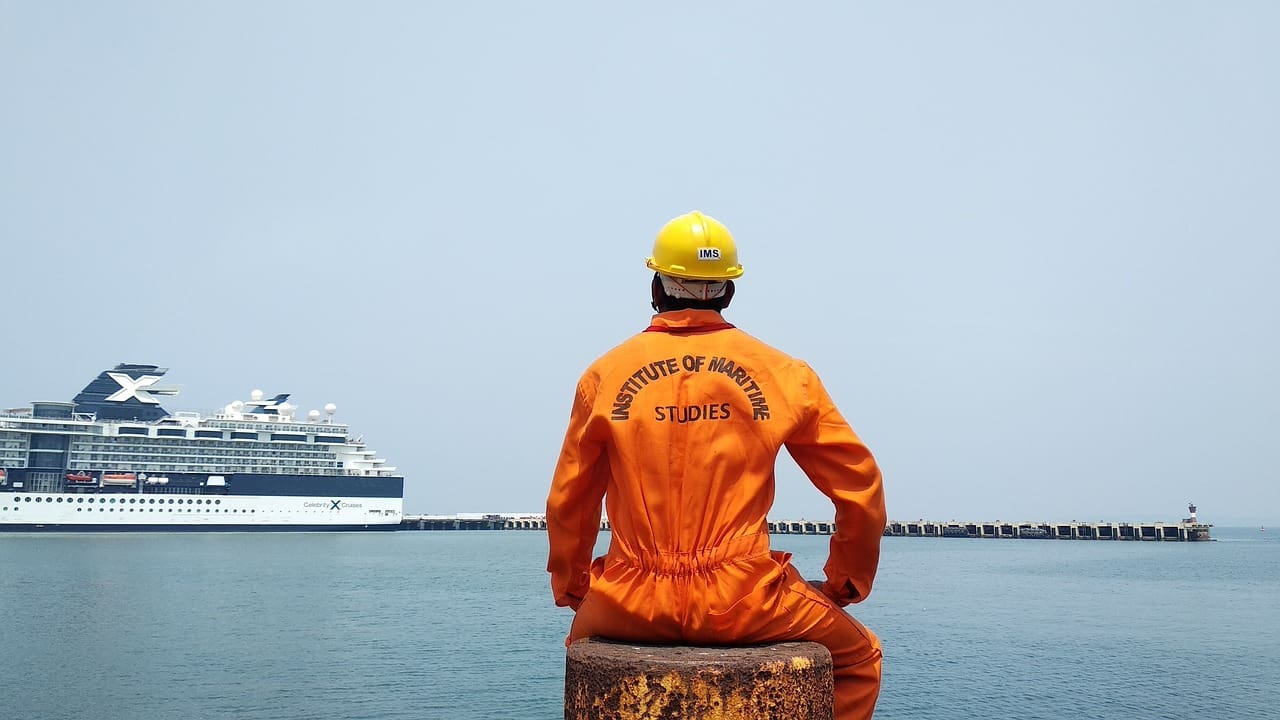 Key Tips For Seniors To Prevent Disc Protrusion